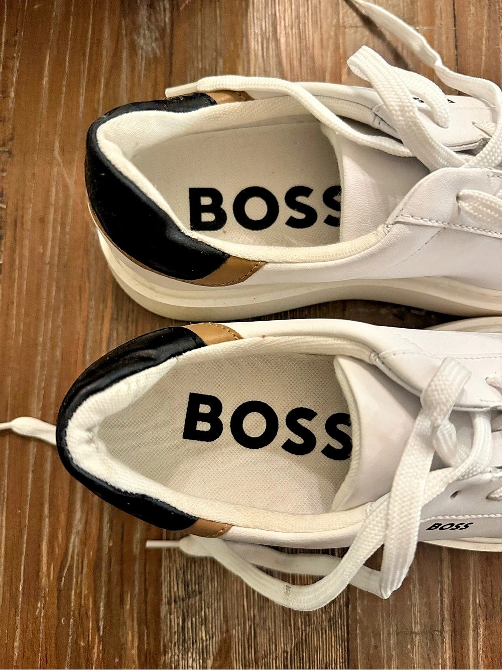 BOSS Amber Run 1 GSU Sneakers in White & Black US 8 New